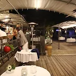 Le Roi Theodore & فندق بورتو فيكشْيو