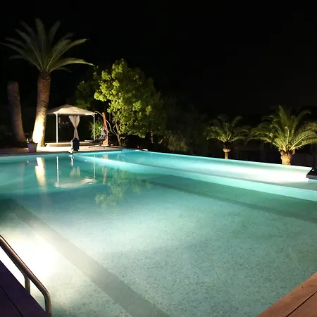 Le Roi Théodore&spa Hotel 4*