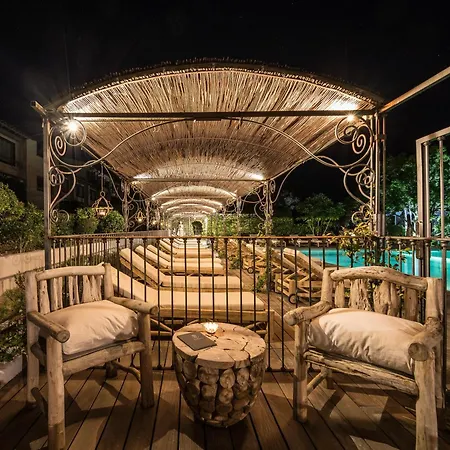 Le Roi Theodore & Hotel Porto-Vecchio (Corsica)
