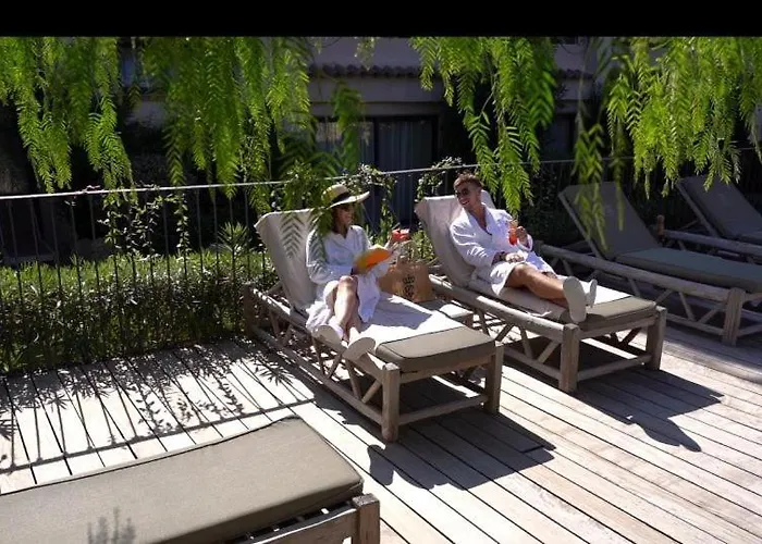 Le Roi Theodore & Hotel Porto-Vecchio (Corsica)